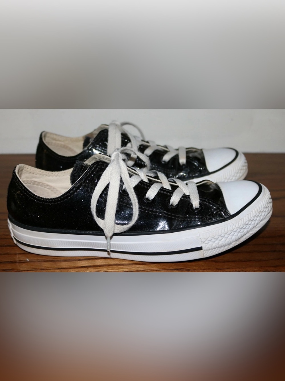 Women's Converse Chuck Taylor Black Sparkle Patent Shoes Sneakers - Size 6M